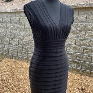Adrianna Papell Dressy Dress Black Size4 Glamour Black Tie BodyCon Wedding Guest